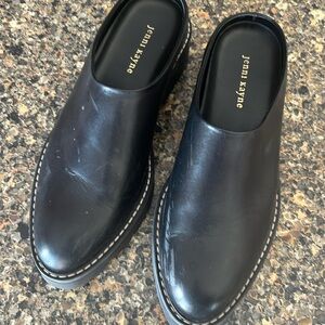 Jenni Kayne mules. One scuff on left shoe. Excellent condition size 39
